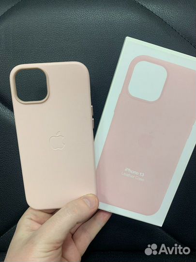 Кожаный чехол iPhone 13