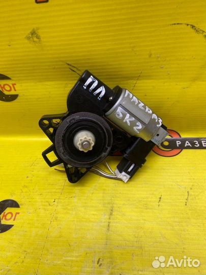 Мотор стеклоподъемника передний левый Mazda Mazda3