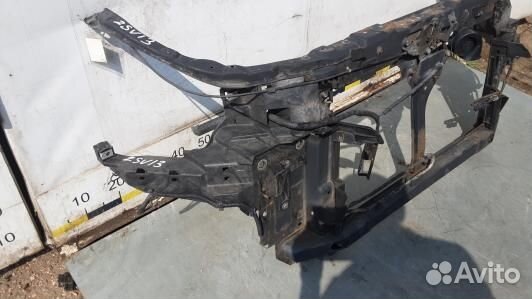 Передняя панель крепления облицовки (телевизор) ni