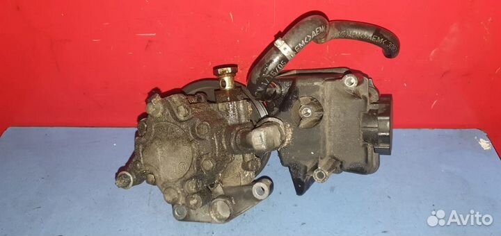 Гур Mercedes-Benz W203