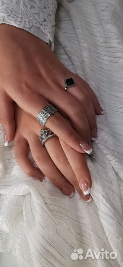 Маникюр Педикюр