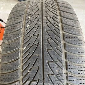 Goodyear UltraGrip 8 285/45 R20