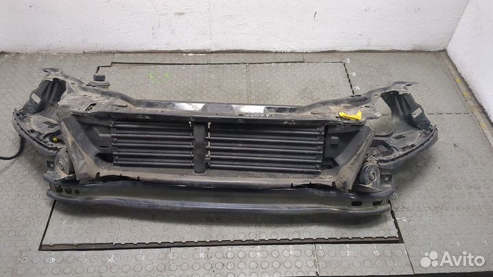 Рамка передняя Volvo XC60, 2016