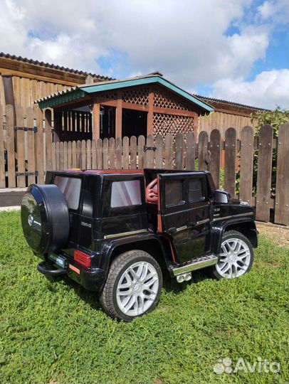 Детский электромобиль mercedes amg