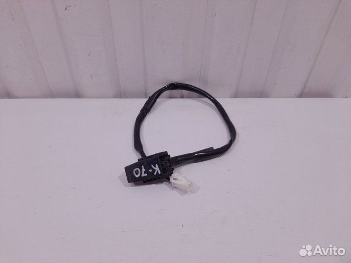 Форсунка омывателя лобового стекла Toyota Camry