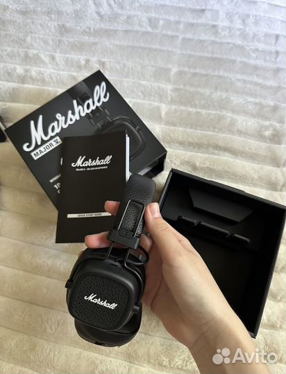 Marshall major V