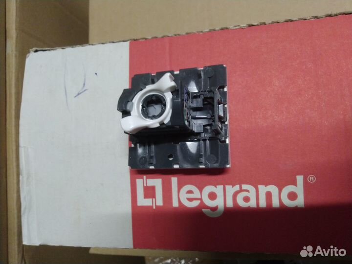 Розетка компьютерная RJ45 Legrand mosaic