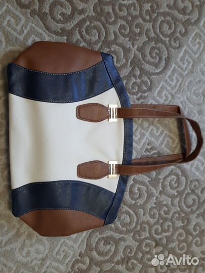Сумки новая и в отличном состоянии