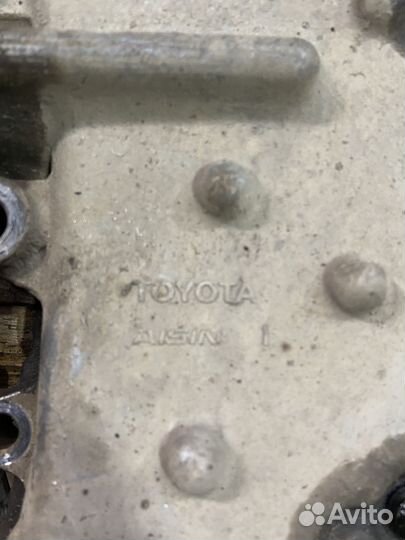 Крышка двигателя передняя 1.6 1ZR-FE Toyota Coroll