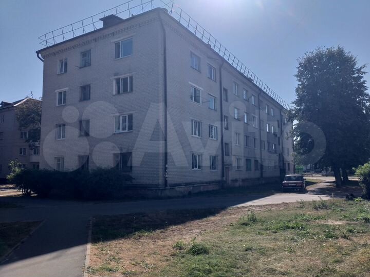 Комната 13,1 м² в 9-к., 2/4 эт.