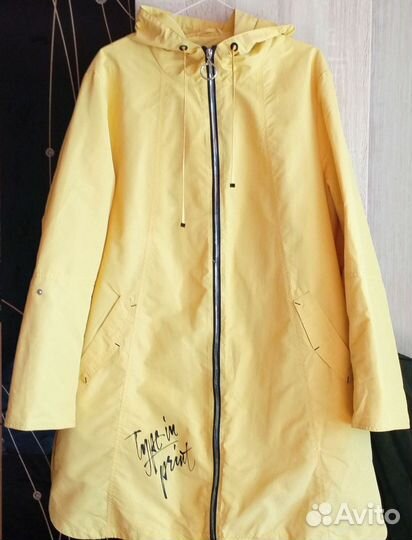 Плащ женский