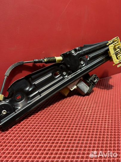 Стеклоподъемный механизм задний левый Bmw 7-Series