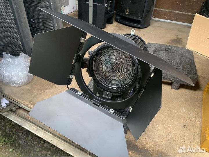 Led par frenel 300W, rgbwa 5IN1