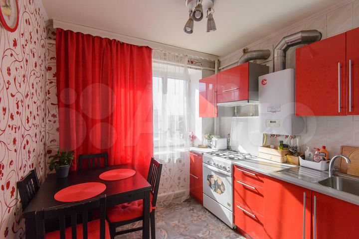 2-к. квартира, 52 м², 2/3 эт.