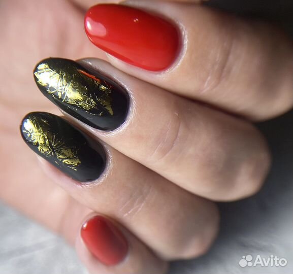 Маникюр и педикюр