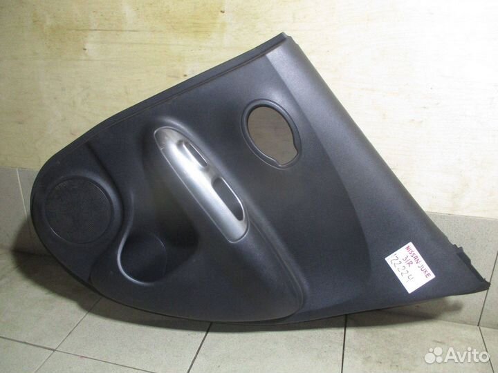 Обшивка двери задней правой Nissan Juke (F15)
