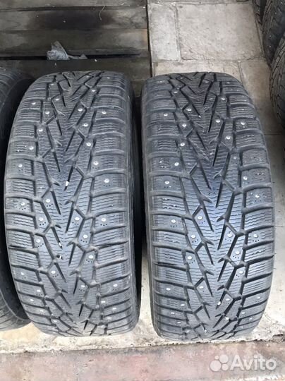 Nokian Tyres Hakkapeliitta 7 215/60 R16