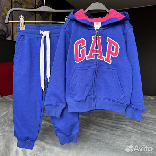Спортивный костюм gap на девочку 98 104 110