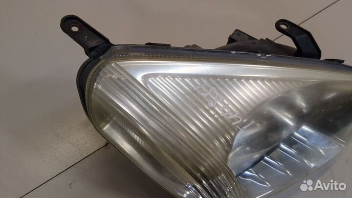 Фара (передняя) правая Toyota RAV 4, 2002