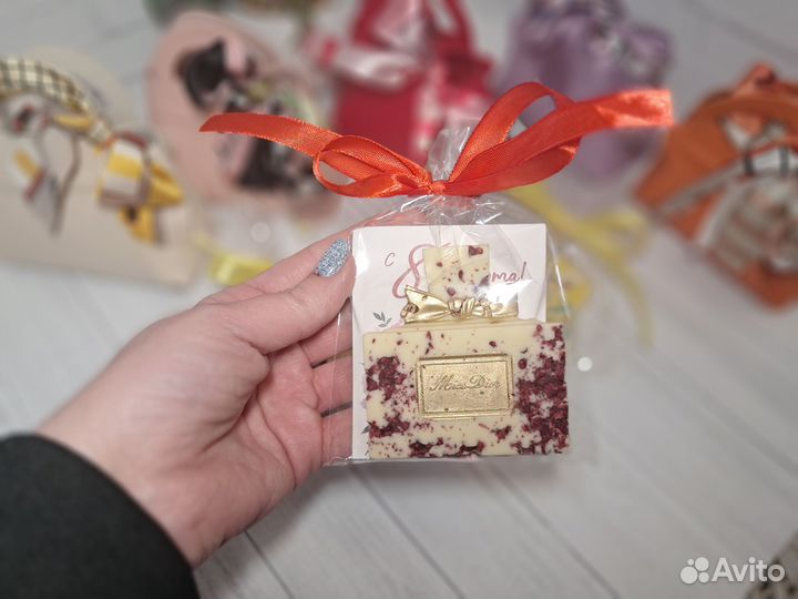 Комплименты из шоколада на 8 марта