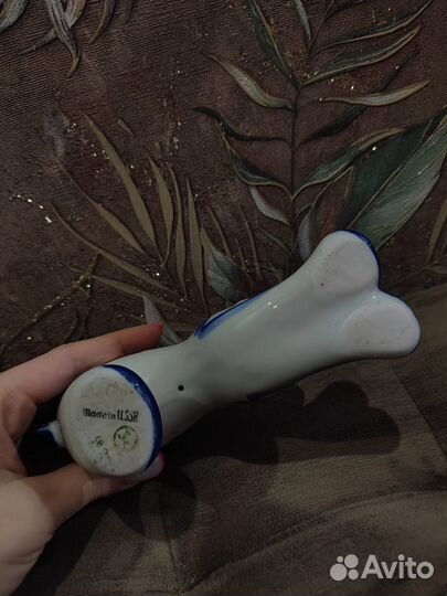 Статуэтка Тянущиеся кошка гжель