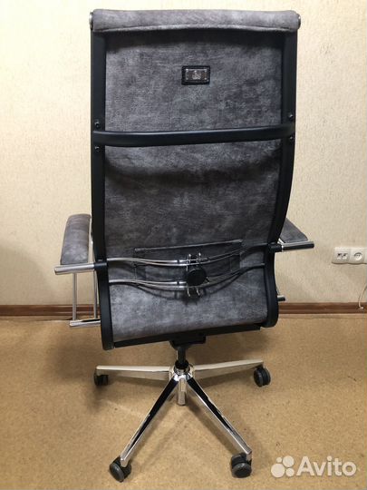 Компьютерное кресло Метта L 1m 42/K