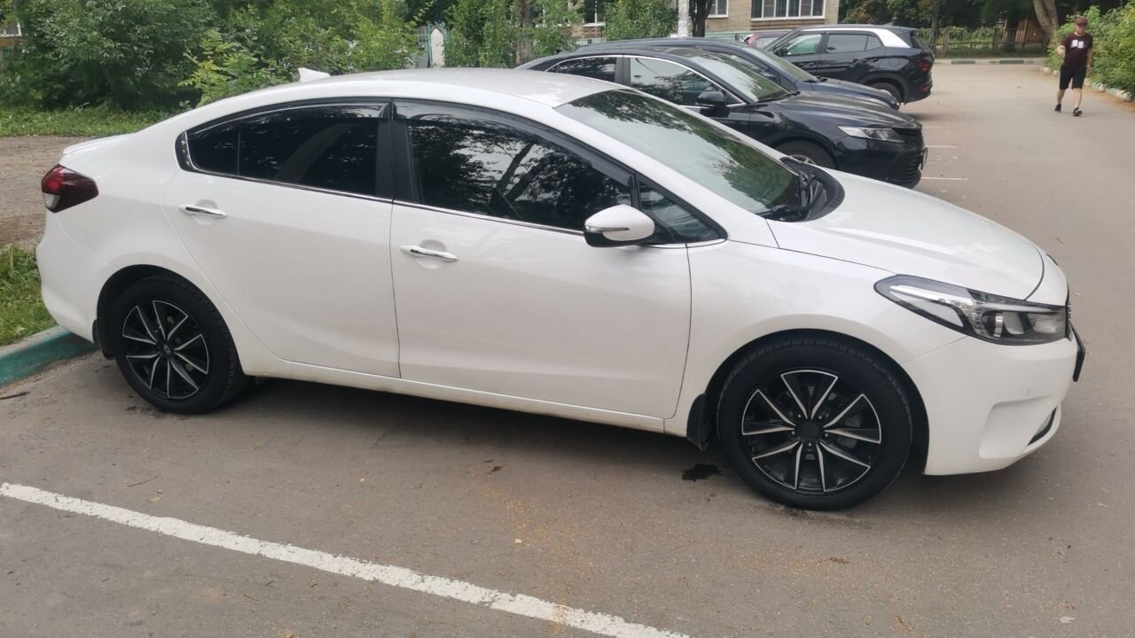 Kia Cerato: фото владельца