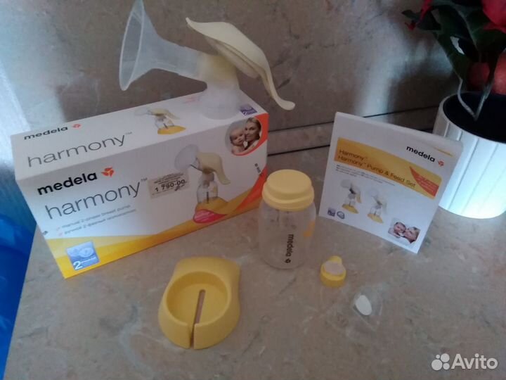 Молокоотсос Medela двухфазный ручной