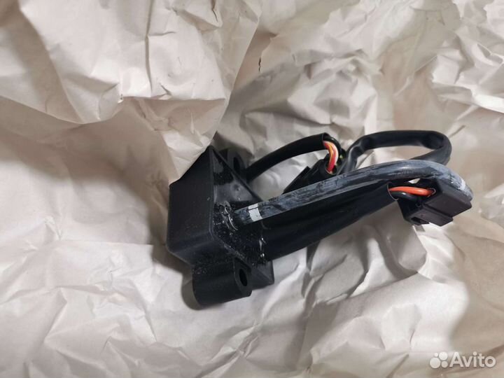 Модуль управления пневмоподвеской 515177234