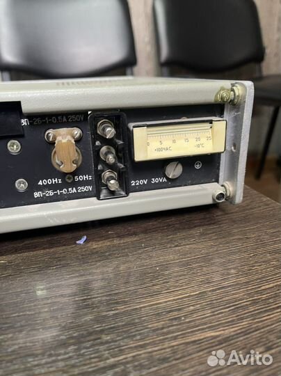 Вольтметр В7-40