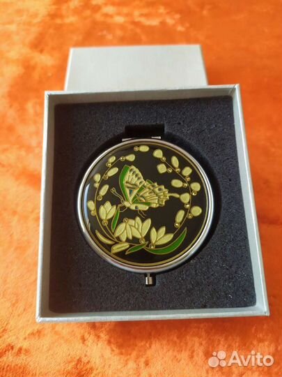 Зеркало косметическое