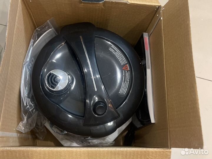 Мультиварка Redmond RMC-M12