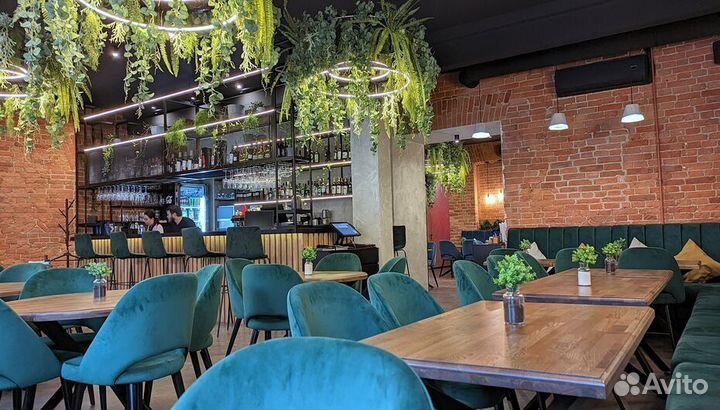 Администратор-бармен