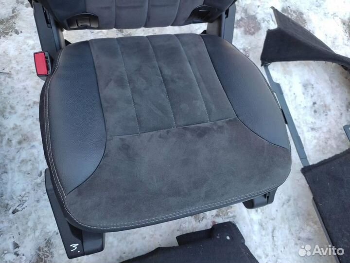 Салон w251 R-class 642.950 2006