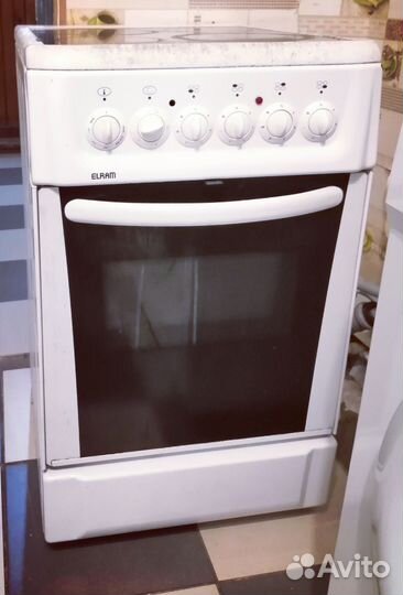 Стеклокерамическая плита с духовкой