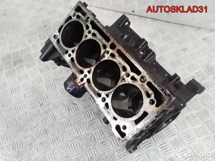 Блок цилиндров двигателя Renault Megane 2 K4M 748