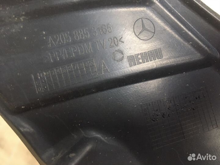 Кронштейн переднего бампера левый Mercedes W205