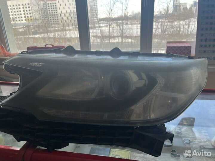Передние фары Honda Cr-v 2014