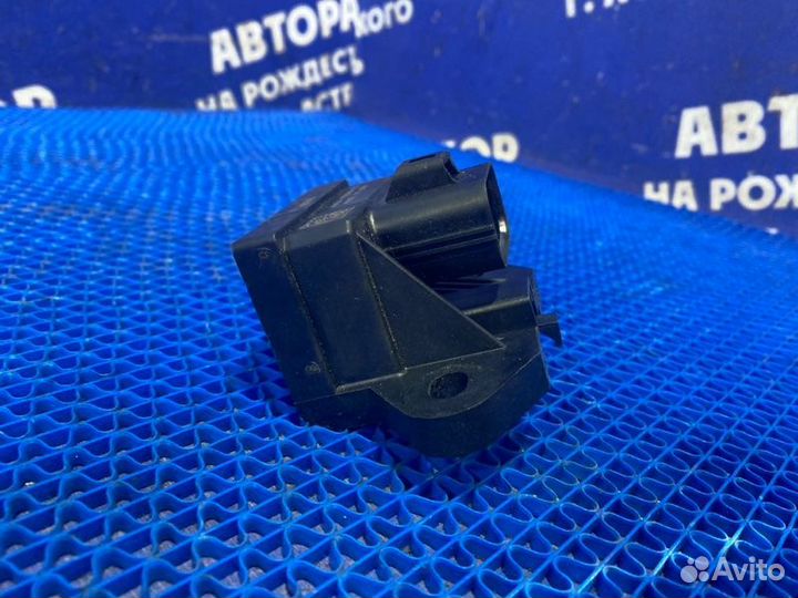 Блок управления топливным насосом Ford Explorer