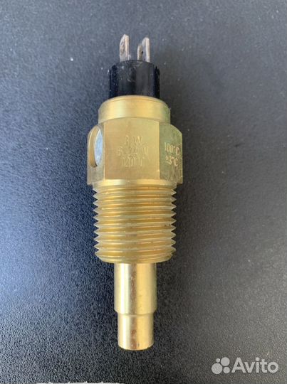 Датчик температуры охлаждающей жидкости