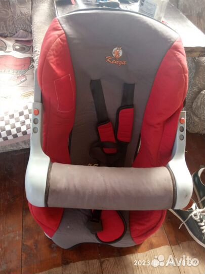 Автомобильное кресло бу