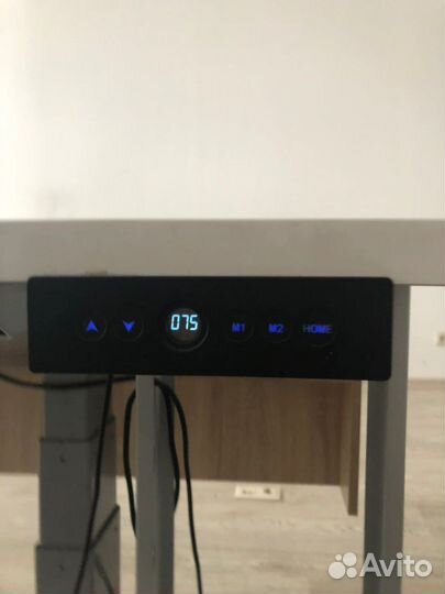 Компьютерный стол офисный стол