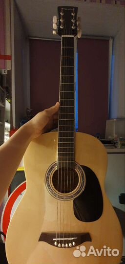 Акустическая гитара