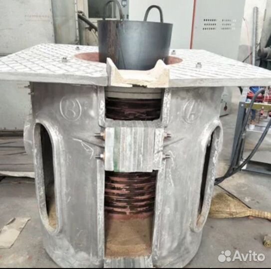 Плавильная печь на 250 кг стали