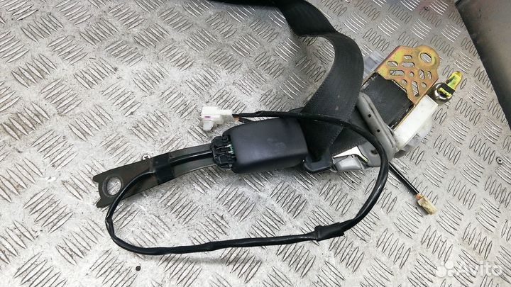 Ремень безопасности Toyota RAV4 2 (XA20) рест