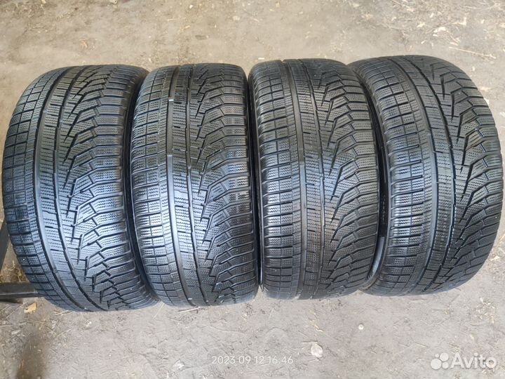 Hankook Winter I'Cept Evo2 W320 245/45 R17 99V