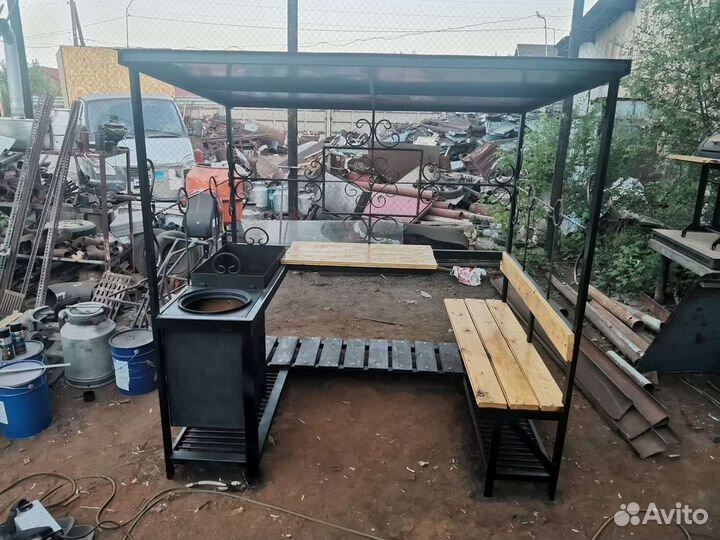 Беседка с печью под казан мангал