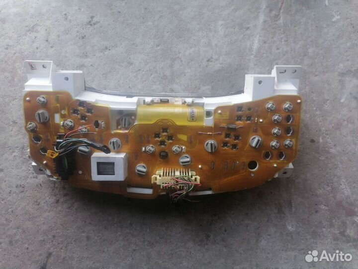 Спидометр Опель Синтра