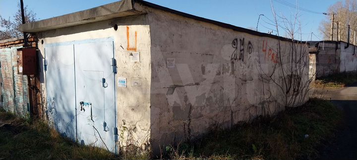 Гараж, > 30 м²