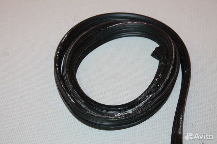 Уплотнитель двери Bosch 263096 бу. 2048